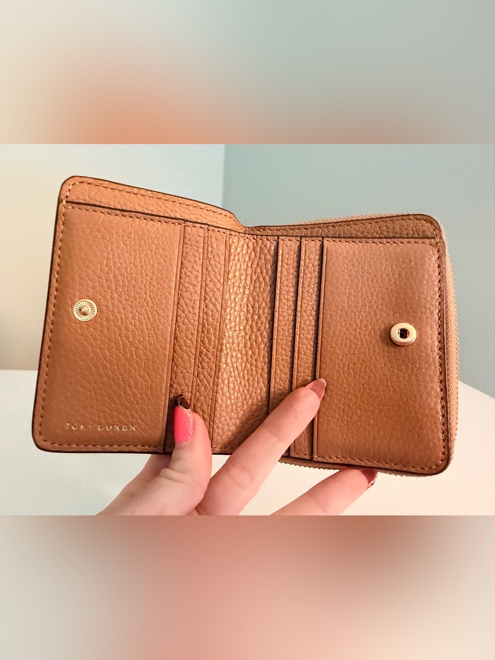 Tory Burch Tan Leather Britten Chain Shoulder Bag with Matching Wallet - Picture 16 of 16